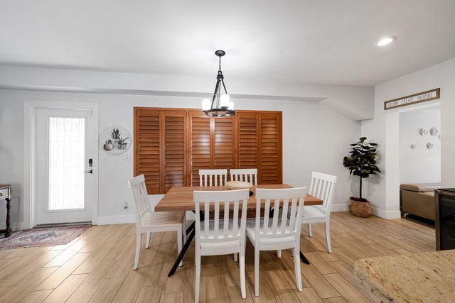 401 NW 21ST Court, Wilton Manors, FL 33311