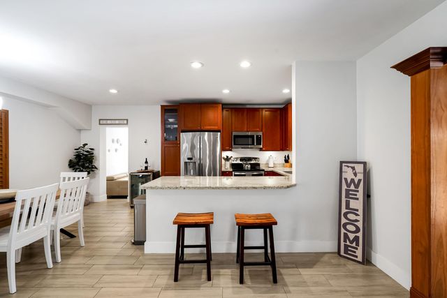 401 NW 21ST Court, Wilton Manors, FL 33311