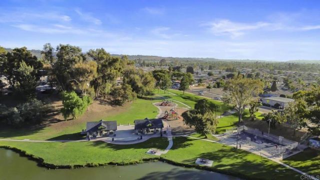 513 Calle Montecito 64, Oceanside, CA 92057