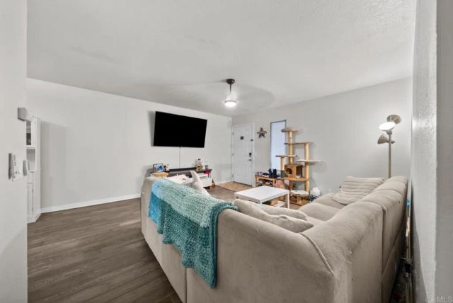 513 Calle Montecito 64, Oceanside, CA 92057