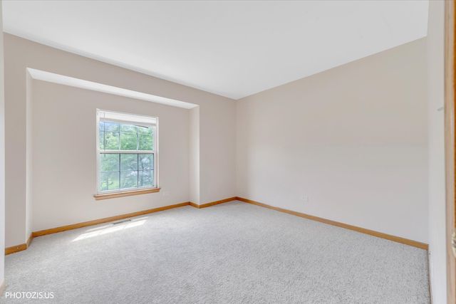 1906 Armwood Lane, Mundelein, IL 60060