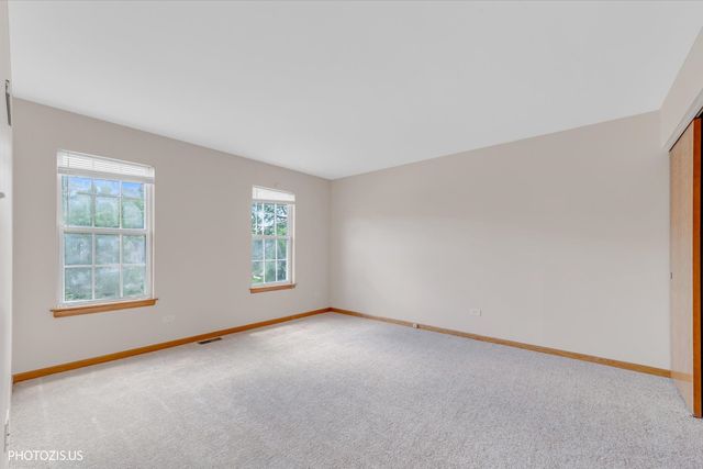 1906 Armwood Lane, Mundelein, IL 60060