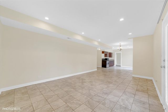 1906 Armwood Lane, Mundelein, IL 60060