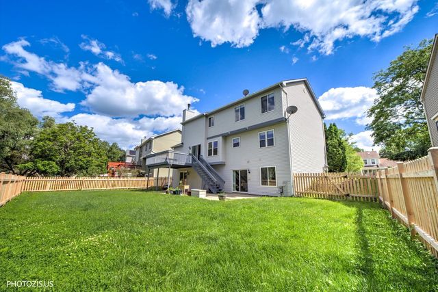 1906 Armwood Lane, Mundelein, IL 60060