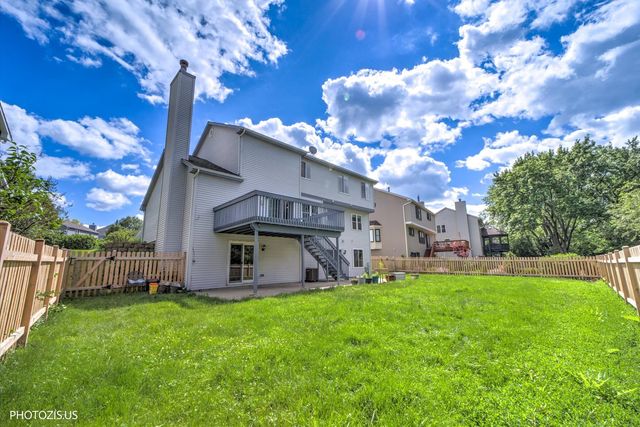 1906 Armwood Lane, Mundelein, IL 60060