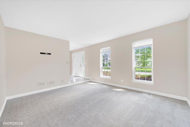 1906 Armwood Lane, Mundelein, IL 60060