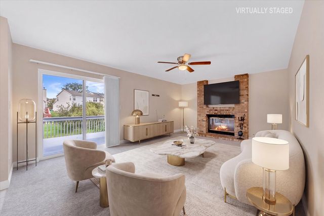 1906 Armwood Lane, Mundelein, IL 60060