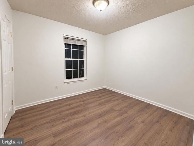 316 LAND OR DR, Ruther Glen, VA 22546