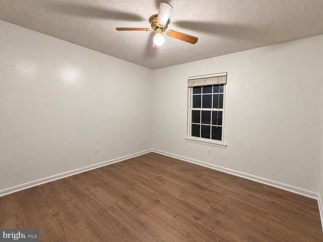 316 LAND OR DR, Ruther Glen, VA 22546