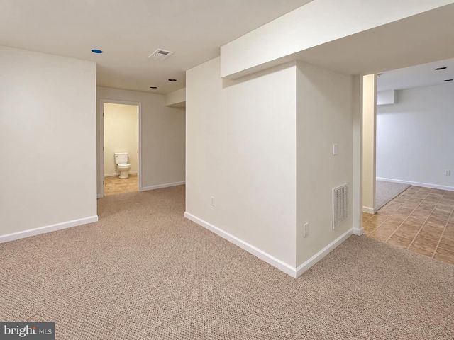 316 LAND OR DR, Ruther Glen, VA 22546