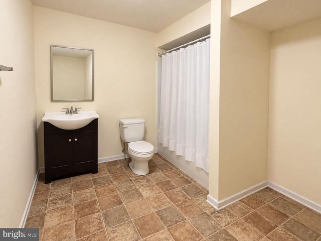 316 LAND OR DR, Ruther Glen, VA 22546