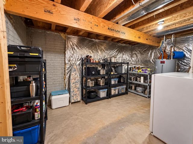 316 LAND OR DR, Ruther Glen, VA 22546