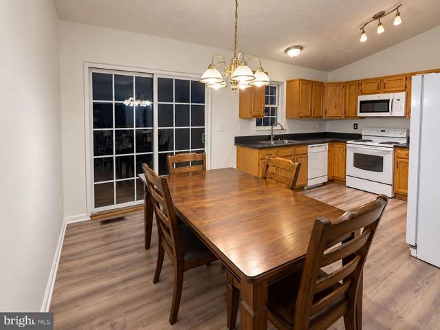 316 LAND OR DR, Ruther Glen, VA 22546