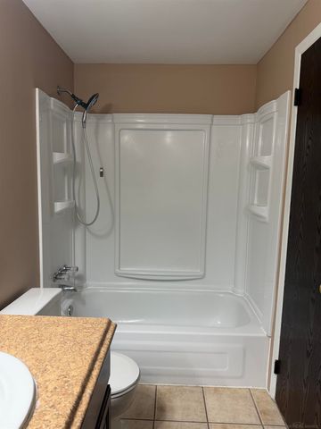 16908 Kingsbrook Drive, Clinton Township, MI 48038