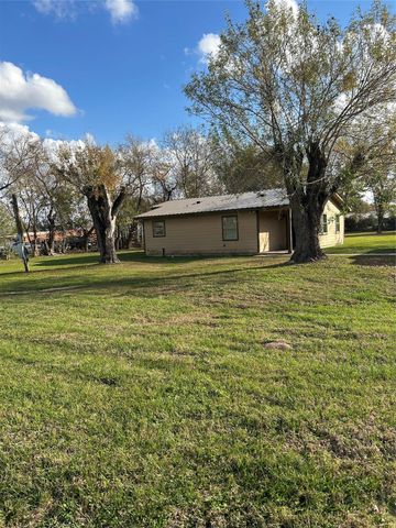 16011 Mary Ann Street, Cypress, TX 77429