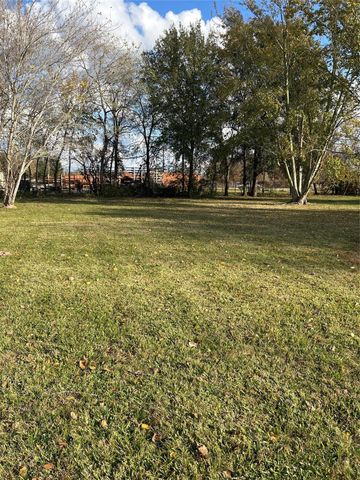 16011 Mary Ann Street, Cypress, TX 77429