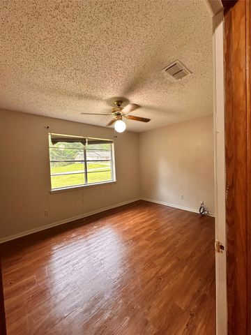 303 Crow, Linden, TX 75563