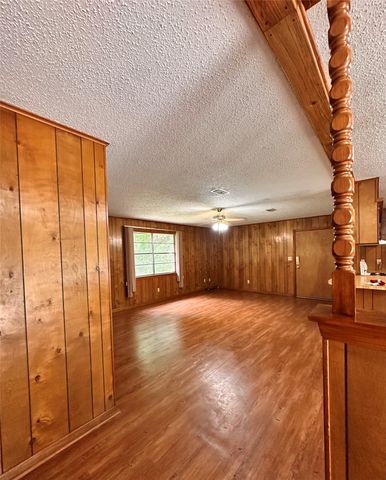 303 Crow, Linden, TX 75563
