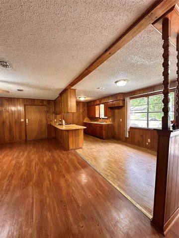 303 Crow, Linden, TX 75563