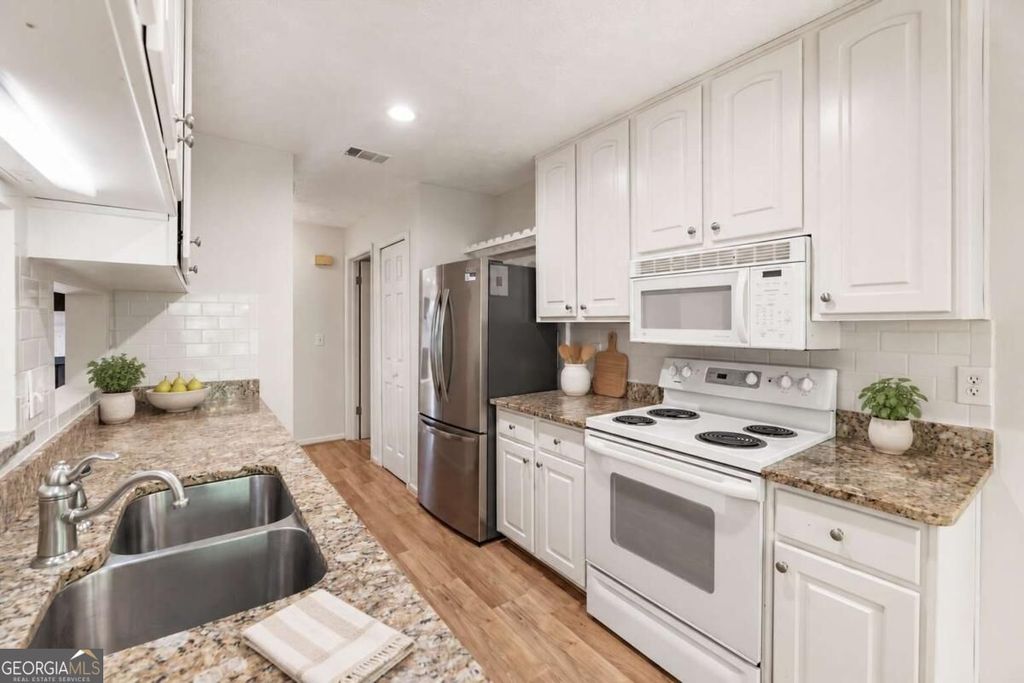 18 Normandy Court NE, Atlanta, GA 30324 — photo 5
