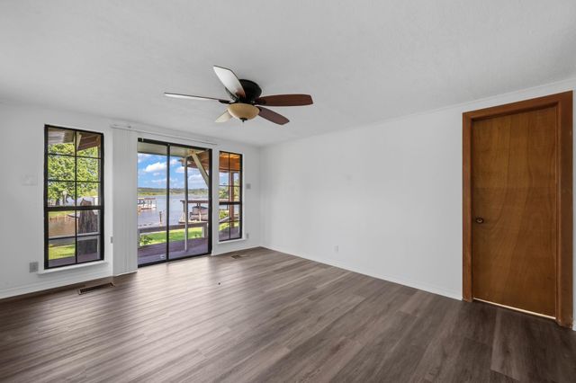 119 Elm Drive, Onalaska, TX 77360