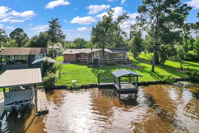 119 Elm Drive, Onalaska, TX 77360