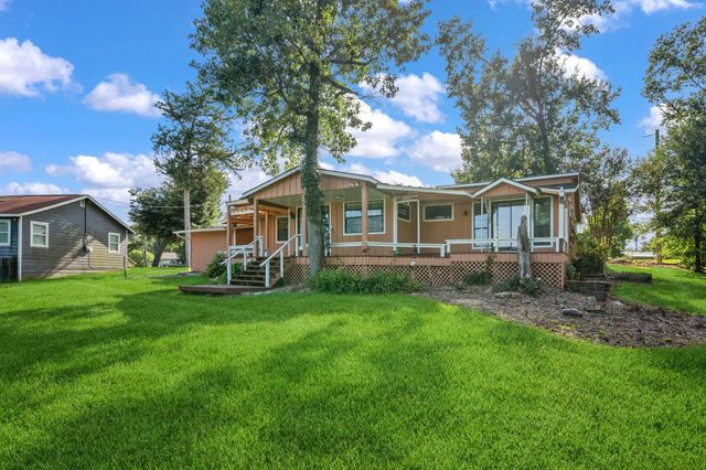 119 Elm Drive, Onalaska, TX 77360