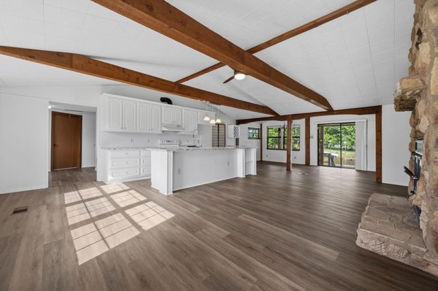 119 Elm Drive, Onalaska, TX 77360