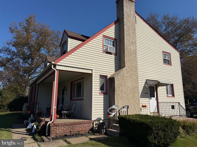 831 EAST DR, Bordentown, NJ 08505