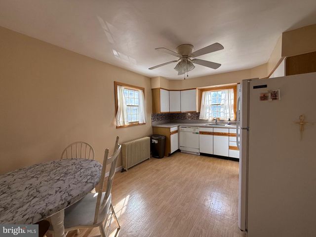 831 EAST DR, Bordentown, NJ 08505