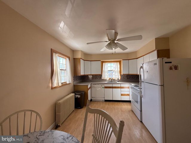 831 EAST DR, Bordentown, NJ 08505
