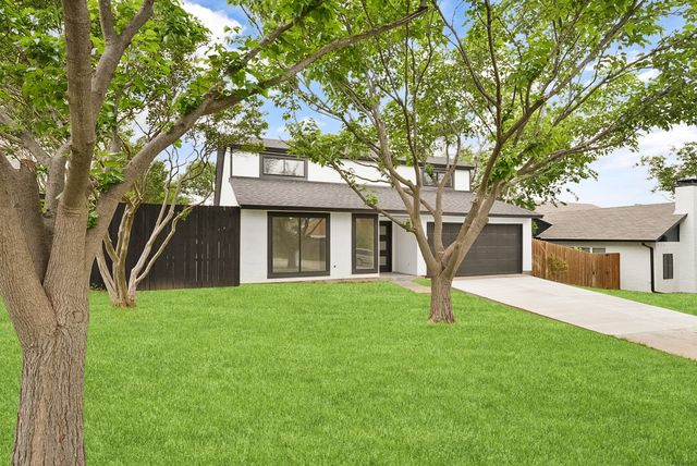 2723 Colonial Drive, Carrollton, TX 75007