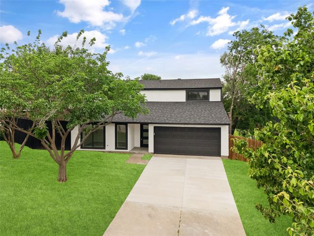 2723 Colonial Drive, Carrollton, TX 75007