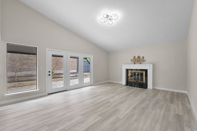 2723 Colonial Drive, Carrollton, TX 75007