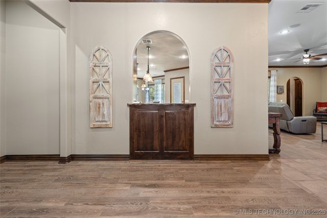 579 Chateau Bend, Ardmore, OK 73401