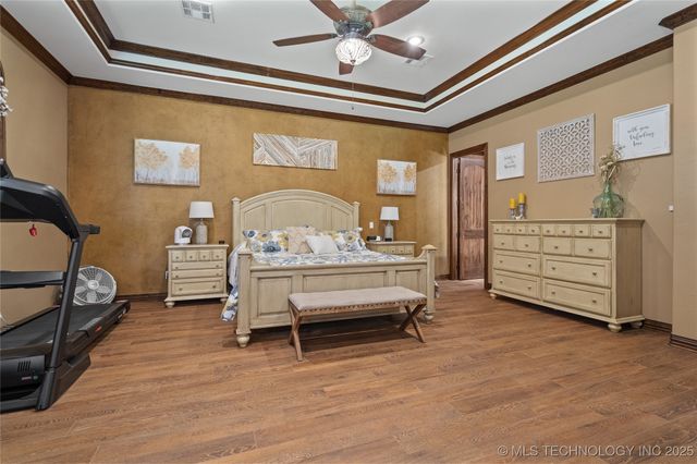 579 Chateau Bend, Ardmore, OK 73401