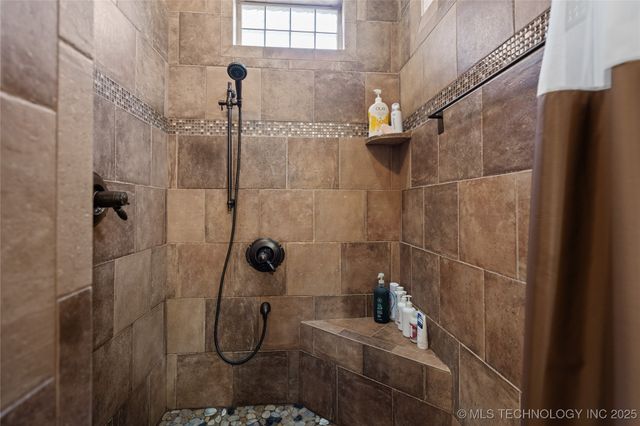 579 Chateau Bend, Ardmore, OK 73401