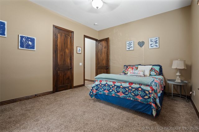 579 Chateau Bend, Ardmore, OK 73401