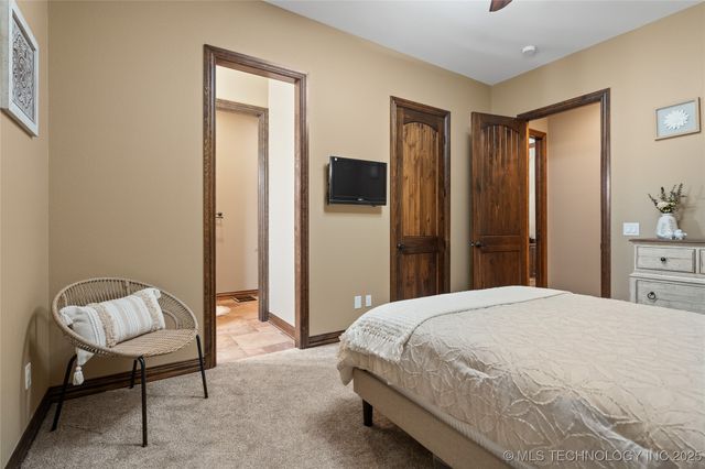 579 Chateau Bend, Ardmore, OK 73401