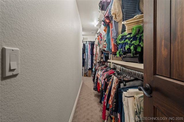 579 Chateau Bend, Ardmore, OK 73401