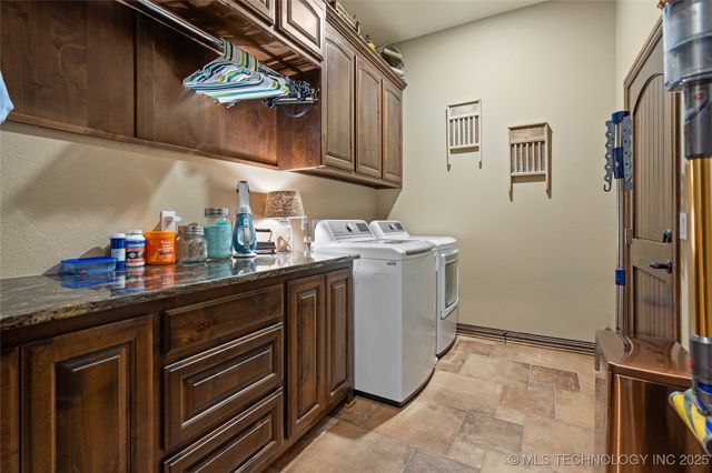 579 Chateau Bend, Ardmore, OK 73401