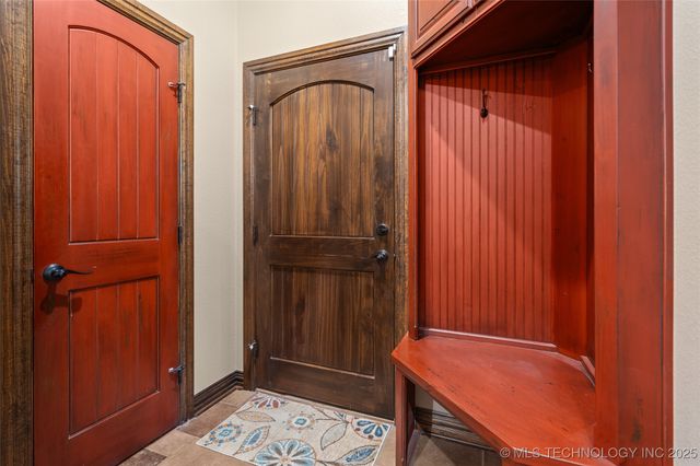 579 Chateau Bend, Ardmore, OK 73401