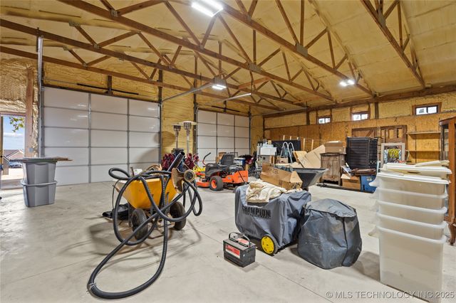 579 Chateau Bend, Ardmore, OK 73401