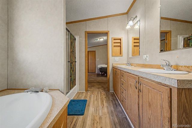 4211 E 100th Avenue, Thornton, CO 80229
