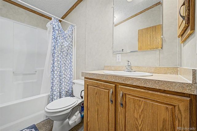 4211 E 100th Avenue, Thornton, CO 80229