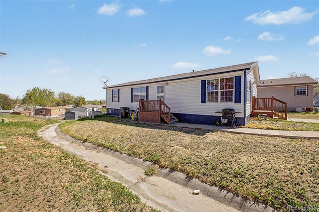 4211 E 100th Avenue, Thornton, CO 80229