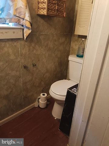 87-89 W BROADWAY, Salem, NJ 08079