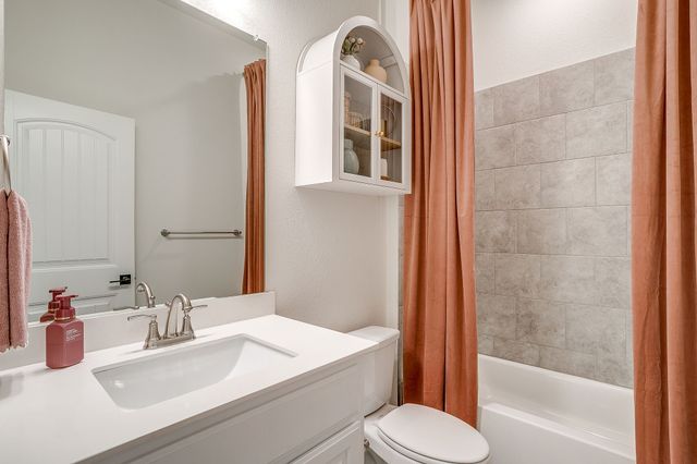 445 Guadalupe Lane, Springtown, TX 76082