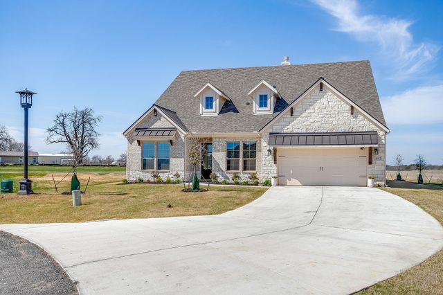445 Guadalupe Lane, Springtown, TX 76082
