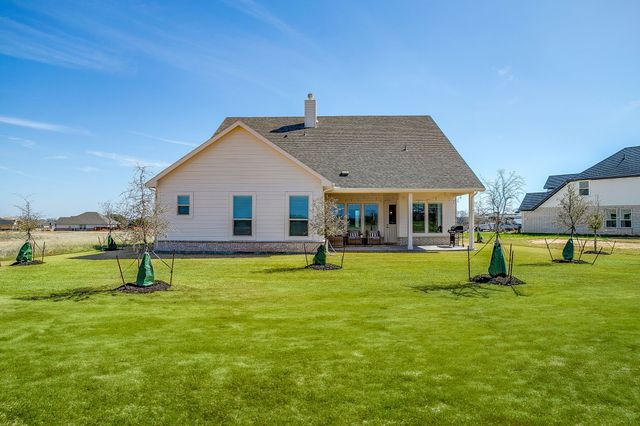 445 Guadalupe Lane, Springtown, TX 76082